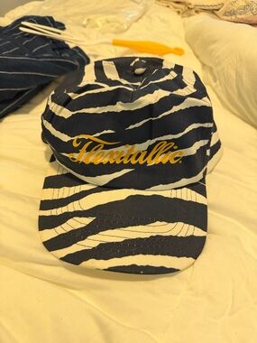 Vintage Zebra Print Baseball Cap in Navy & White